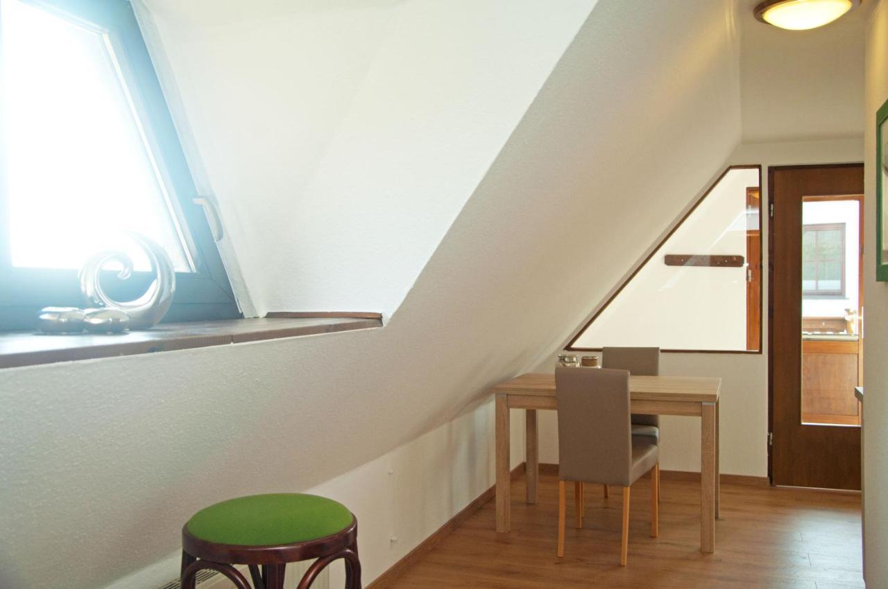 Wg Bernstein - Reetdachhaus - Ruhe Und Seeblick Sellin  Luaran gambar