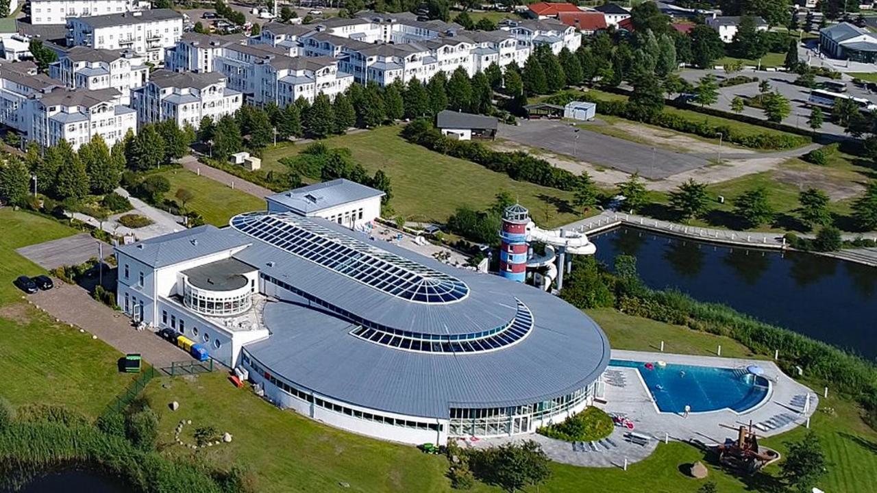 Wg Bernstein - Reetdachhaus - Ruhe Und Seeblick Sellin  Luaran gambar