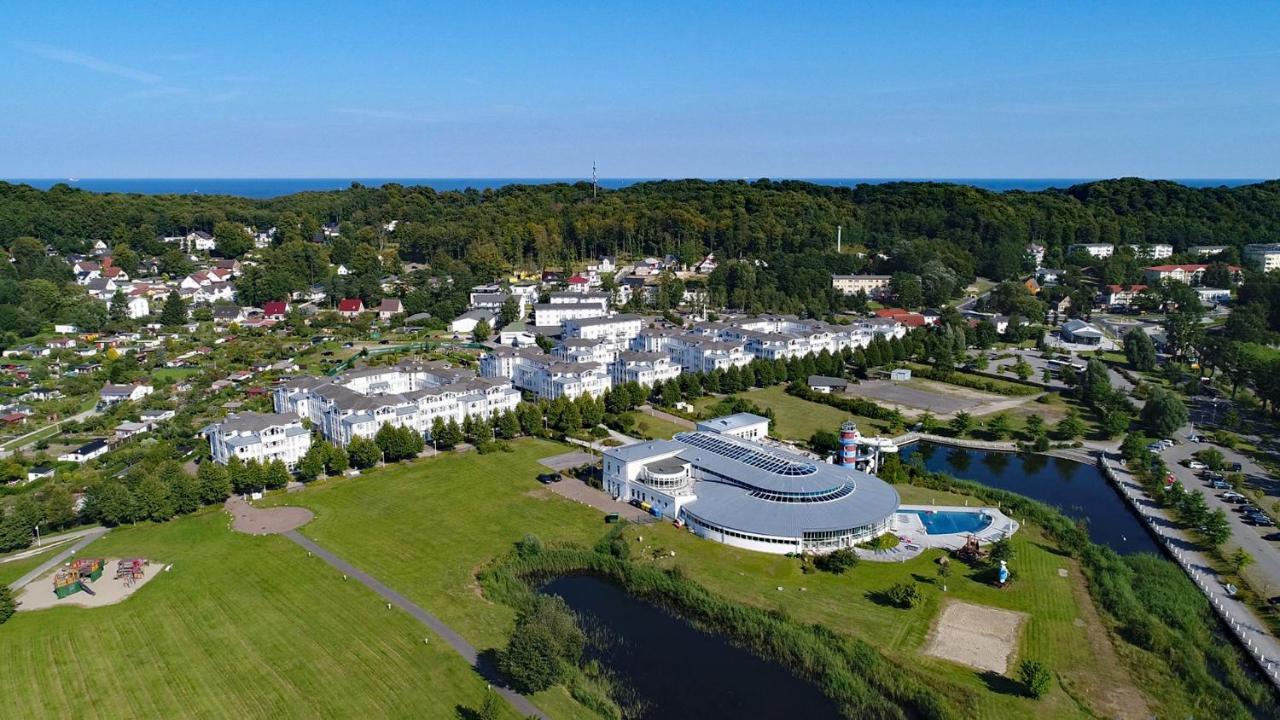 Wg Bernstein - Reetdachhaus - Ruhe Und Seeblick Sellin  Luaran gambar
